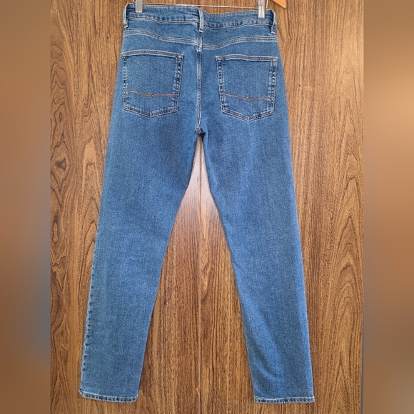 NWOT ASOS Men's Ligth Blue Denim Straight Jeans L32 R 99% Cotton - Picture 3 of 13